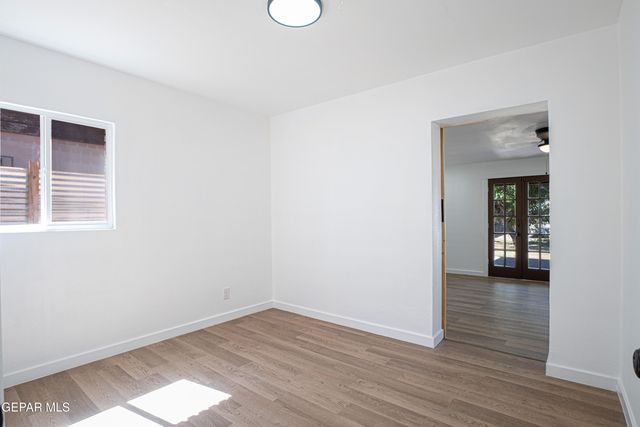 8401 MOUNT WHITNEY Drive, El Paso, TX 79904
