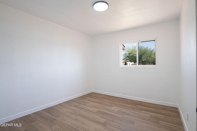 8401 MOUNT WHITNEY Drive, El Paso, TX 79904