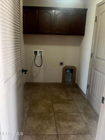 14236 Poets Rock Lane, El Paso, TX 79938