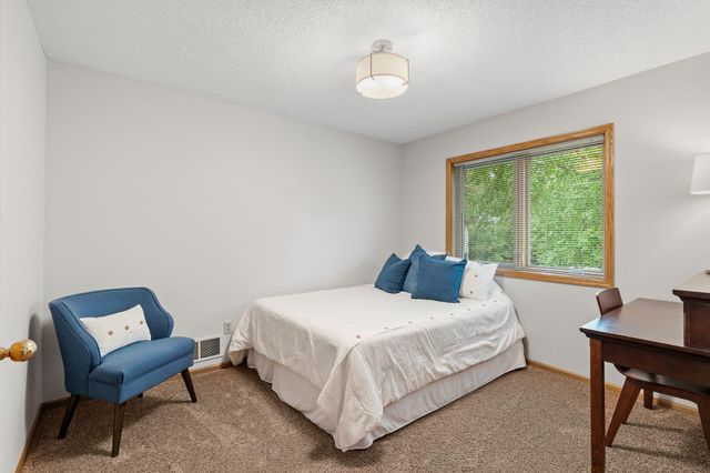 6618 Wild Turkey Trail, Lino Lakes, MN 55014