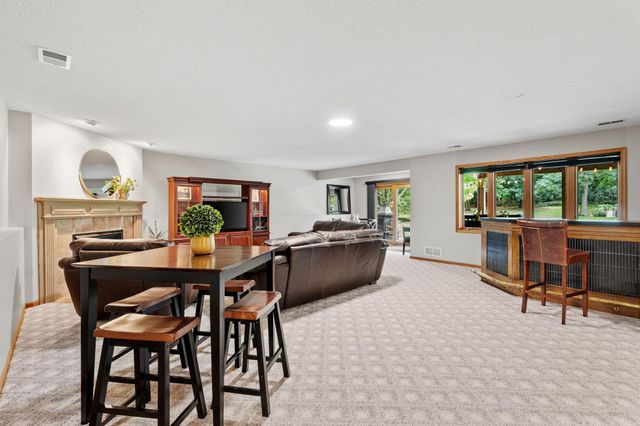 6618 Wild Turkey Trail, Lino Lakes, MN 55014