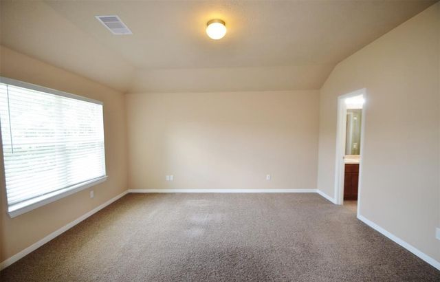 5015 Willow Point Drive, Conroe, TX 77303