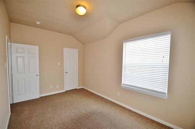 5015 Willow Point Drive, Conroe, TX 77303