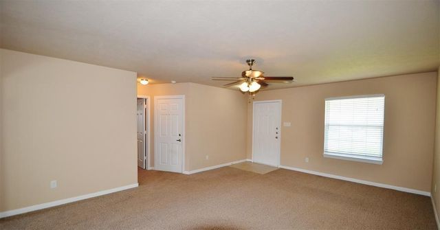 5015 Willow Point Drive, Conroe, TX 77303