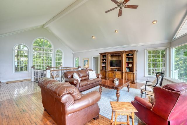 860 Ramey Mountain Road, Hiawassee, GA 30546