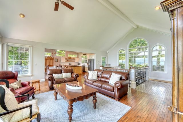 860 Ramey Mountain Road, Hiawassee, GA 30546