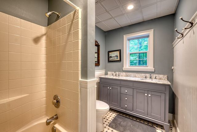 860 Ramey Mountain Road, Hiawassee, GA 30546