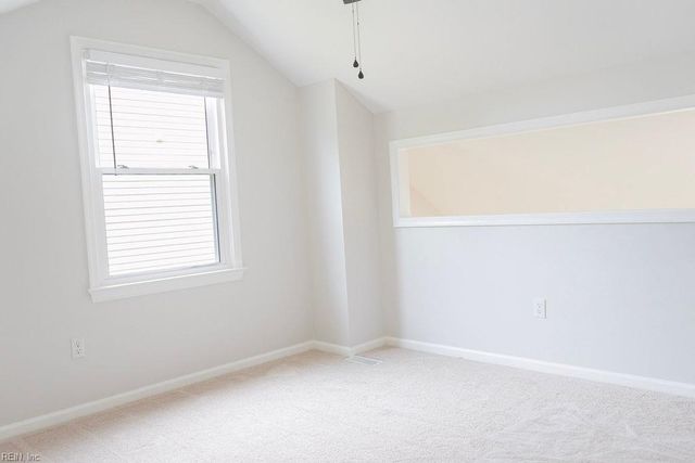 934 Lowry PL, Newport News, VA 23608