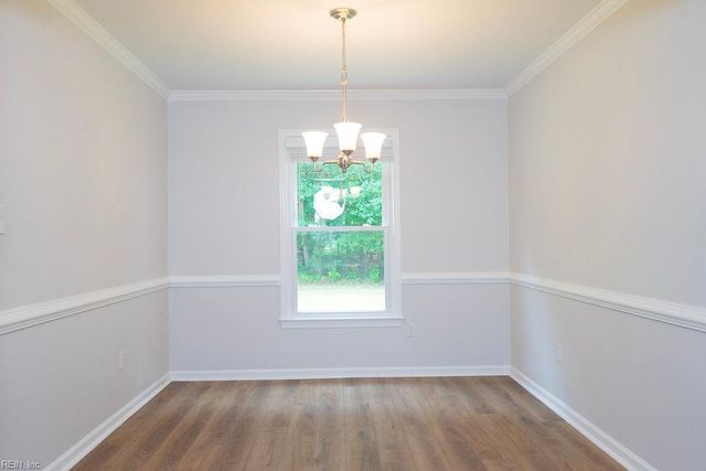 934 Lowry PL, Newport News, VA 23608