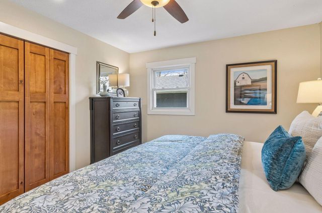 8209 38th Avenue N, New Hope, MN 55427