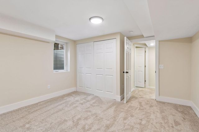 8209 38th Avenue N, New Hope, MN 55427