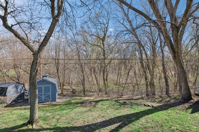 8209 38th Avenue N, New Hope, MN 55427