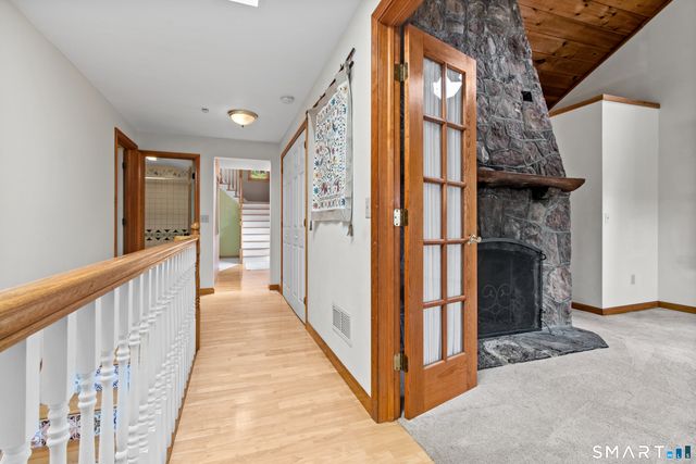 16 Lake Street, Burlington, CT 06013