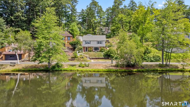 16 Lake Street, Burlington, CT 06013
