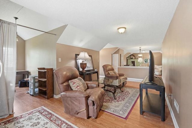 281 Red Williams Rd, Crossville, TN 38571