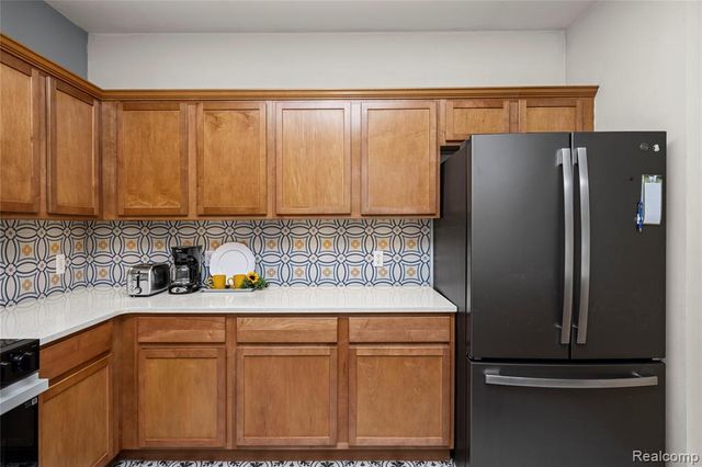 56635 Longhorn Drive, Shelby Twp, MI 48316