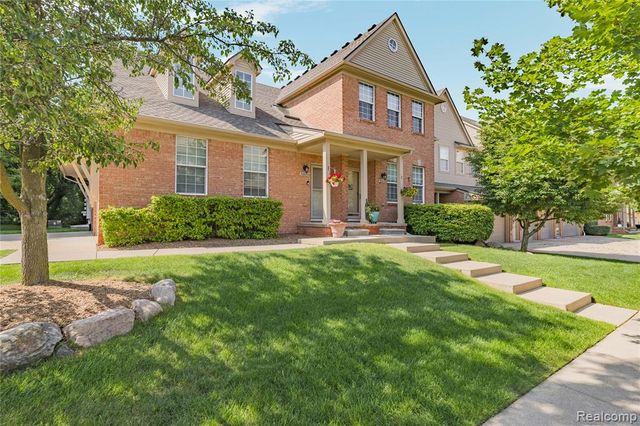 56635 Longhorn Drive, Shelby Twp, MI 48316
