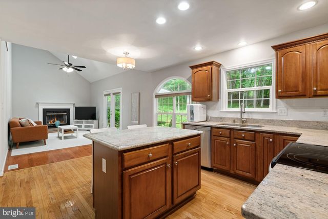 19220 SPRINGFIELD CIR, Jeffersonton, VA 22724