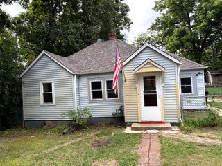 5115 Maple Hill Drive, Mchenry, IL 60050
