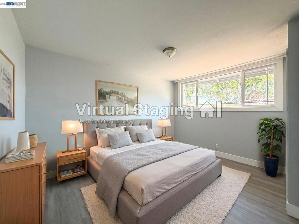 Image 15 of property listing at 293 Fairway St, Hayward, CA 94544