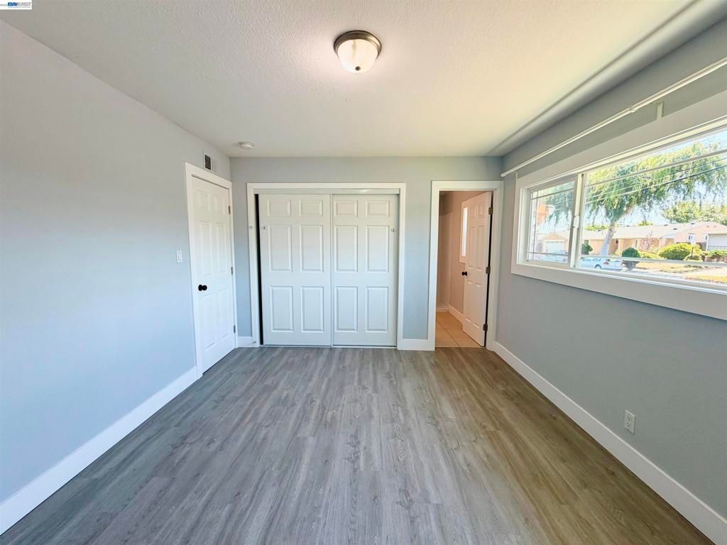 Image 16 of property listing at 293 Fairway St, Hayward, CA 94544