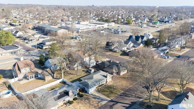 1504 N 5TH Street, Pekin, IL 61554