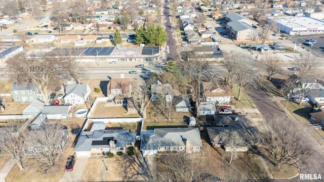 1504 N 5TH Street, Pekin, IL 61554