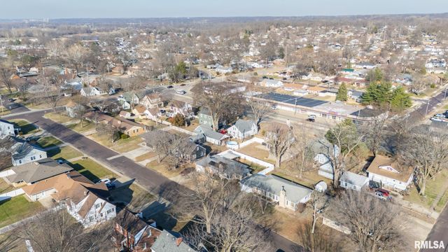 1504 N 5TH Street, Pekin, IL 61554