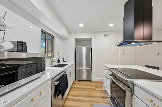 5078 Flint Ridge Place, Raleigh, NC 27609