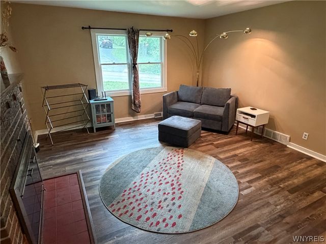 7731 Zimmerman Road, Boston, NY 14075