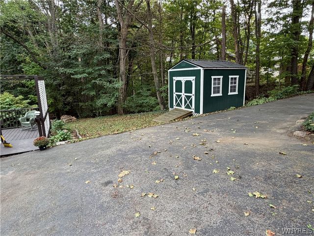7731 Zimmerman Road, Boston, NY 14075