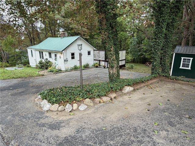 7731 Zimmerman Road, Boston, NY 14075