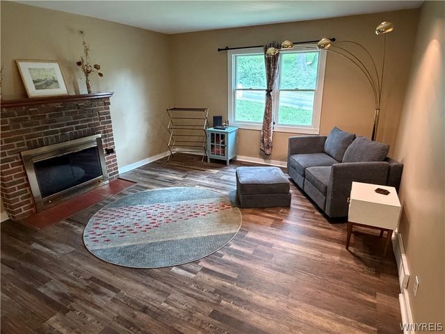 7731 Zimmerman Road, Boston, NY 14075