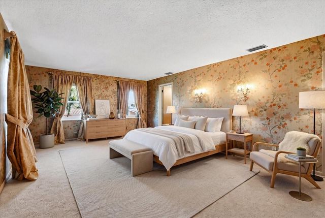 350 HARBOR PASSAGE, Clearwater Beach, FL 33767