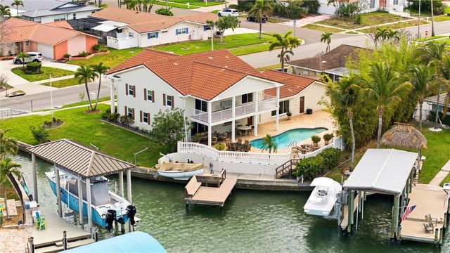 350 HARBOR PASSAGE, Clearwater Beach, FL 33767