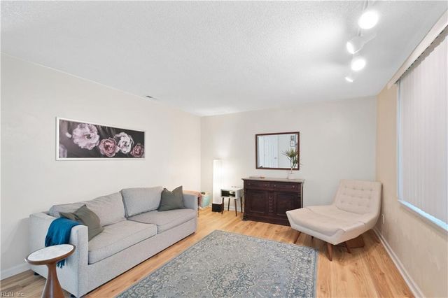 3700 Kings Point ARCH, Virginia Beach, VA 23452