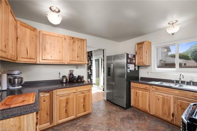 3700 Kings Point ARCH, Virginia Beach, VA 23452