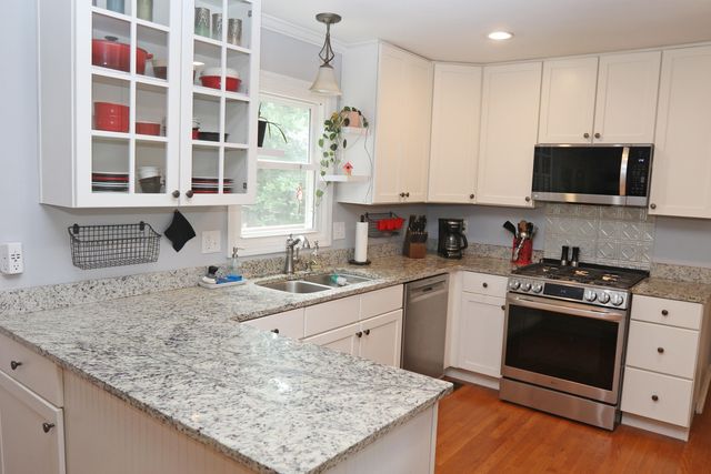1712 Brook Park Drive, Lexington, KY 40515