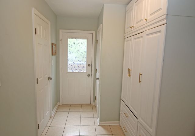 1712 Brook Park Drive, Lexington, KY 40515