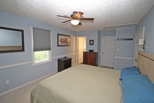 1712 Brook Park Drive, Lexington, KY 40515
