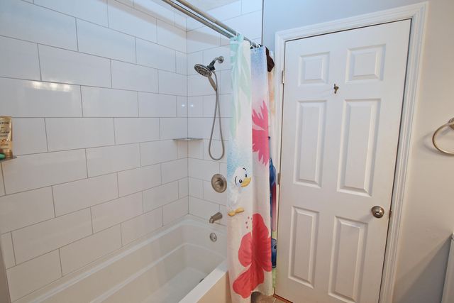 1712 Brook Park Drive, Lexington, KY 40515