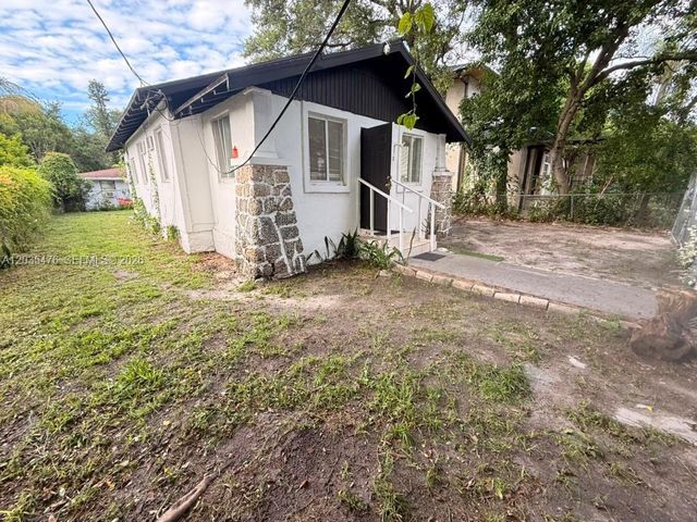 61 NE 59th Terrace, Miami, FL 33137