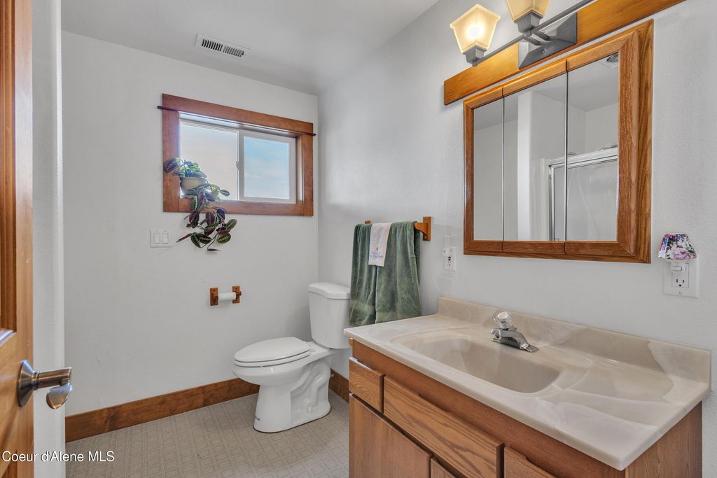 428 E Beachhouse Ln, Harrison, ID 83833 photo 36