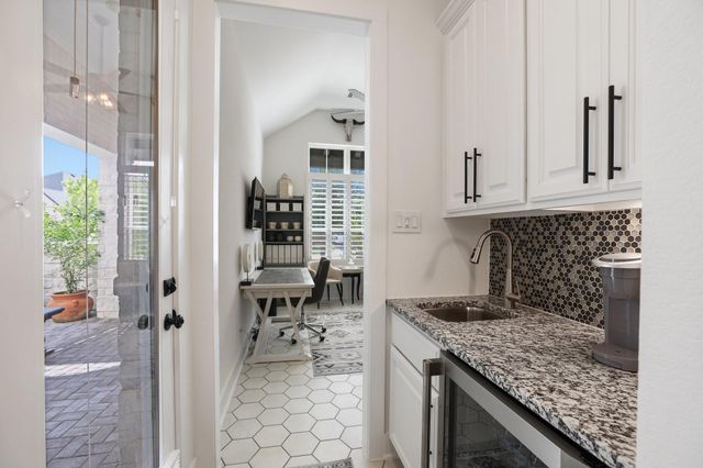 2514 Heritage Park Drive, Missouri City, TX 77459