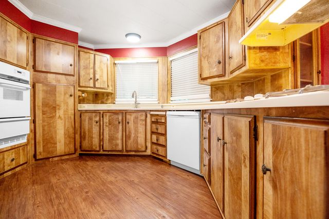 2400 W Midvalley Avenue Ld44, Visalia, CA 93277