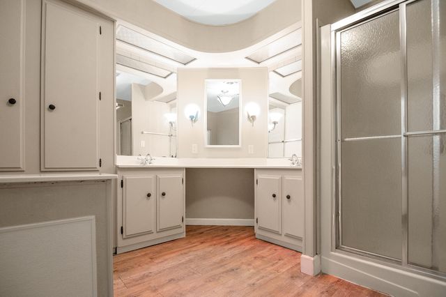 2400 W Midvalley Avenue Ld44, Visalia, CA 93277