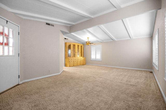 2400 W Midvalley Avenue Ld44, Visalia, CA 93277