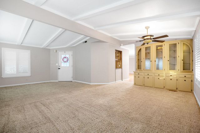 2400 W Midvalley Avenue Ld44, Visalia, CA 93277