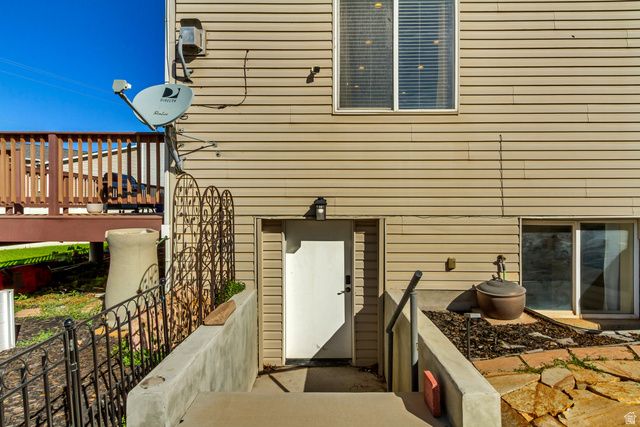 1714 S 1450 W, Woods Cross, UT 84087