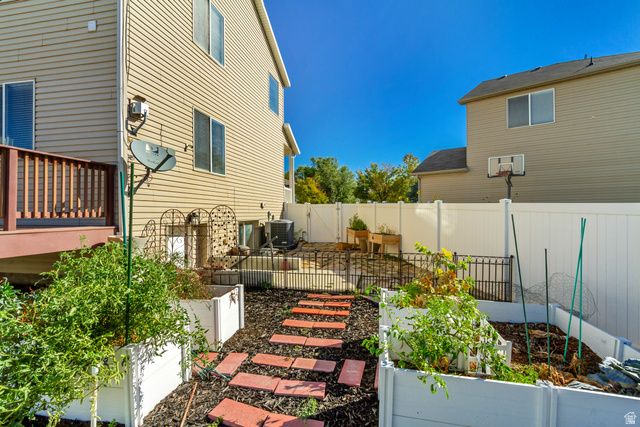 1714 S 1450 W, Woods Cross, UT 84087
